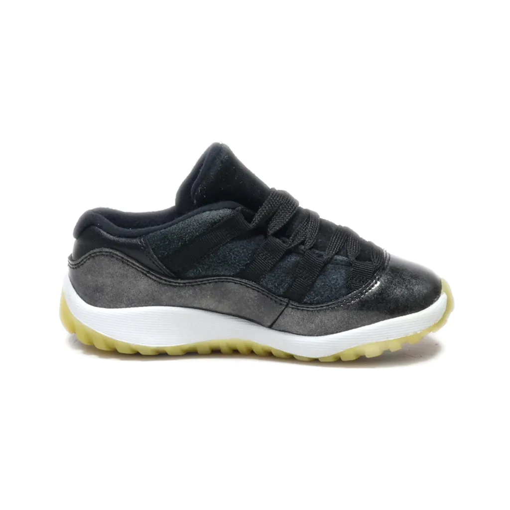 Air Jordan 11 Retro Low Td Sport Shoes Leather Black Colour For Kids