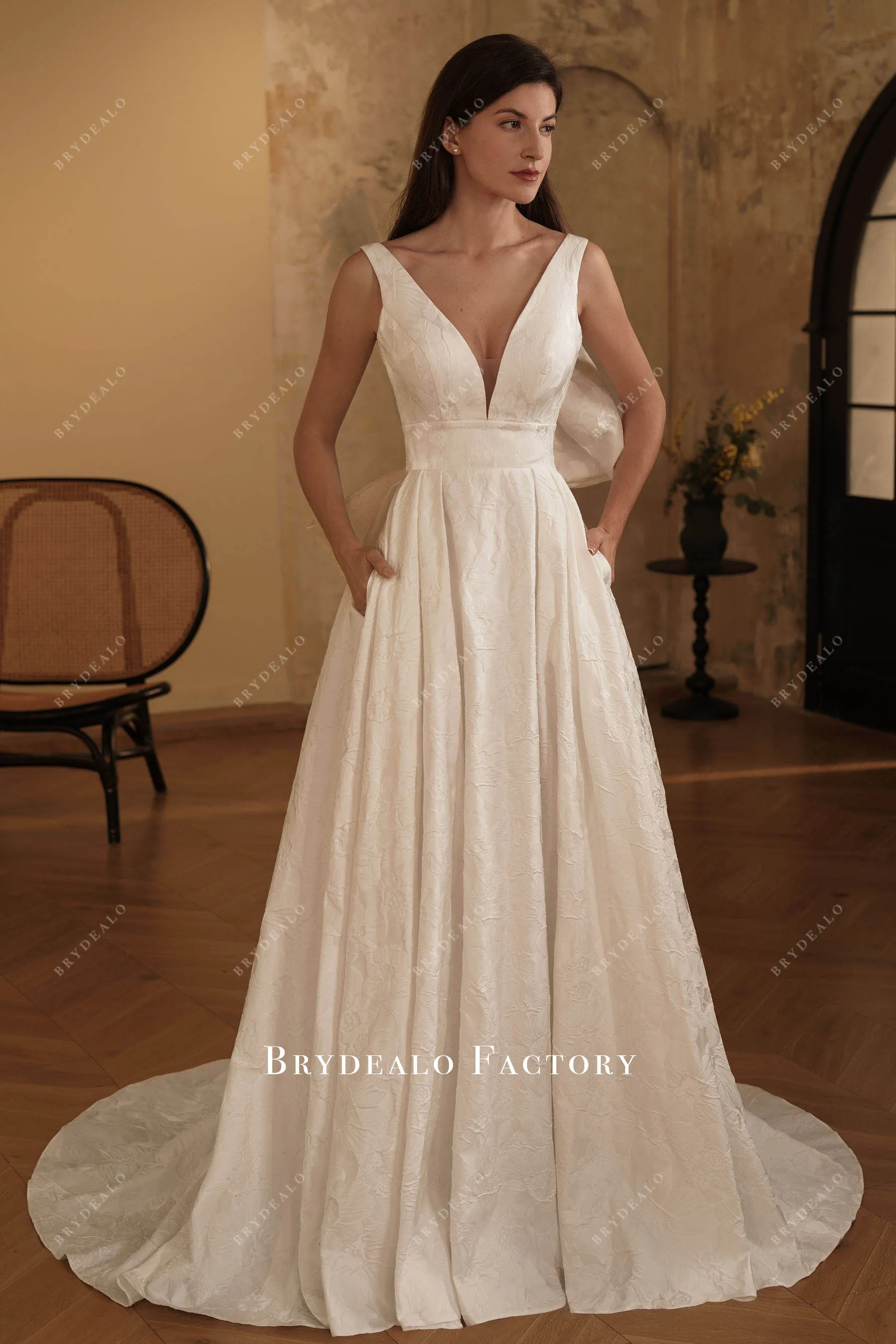 Elegant Floral Texture Pocket A-line Wedding Dress