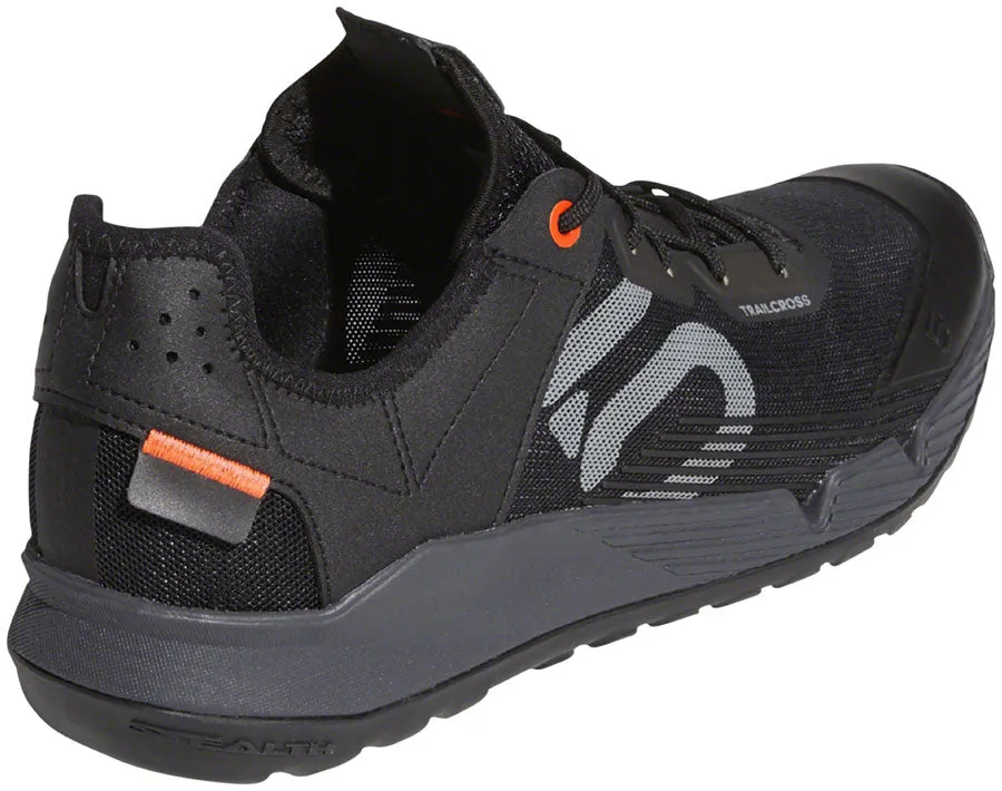 Five Ten Trailcross LT Flat Shoe - Men's, Black/Gray Two/Solar Red