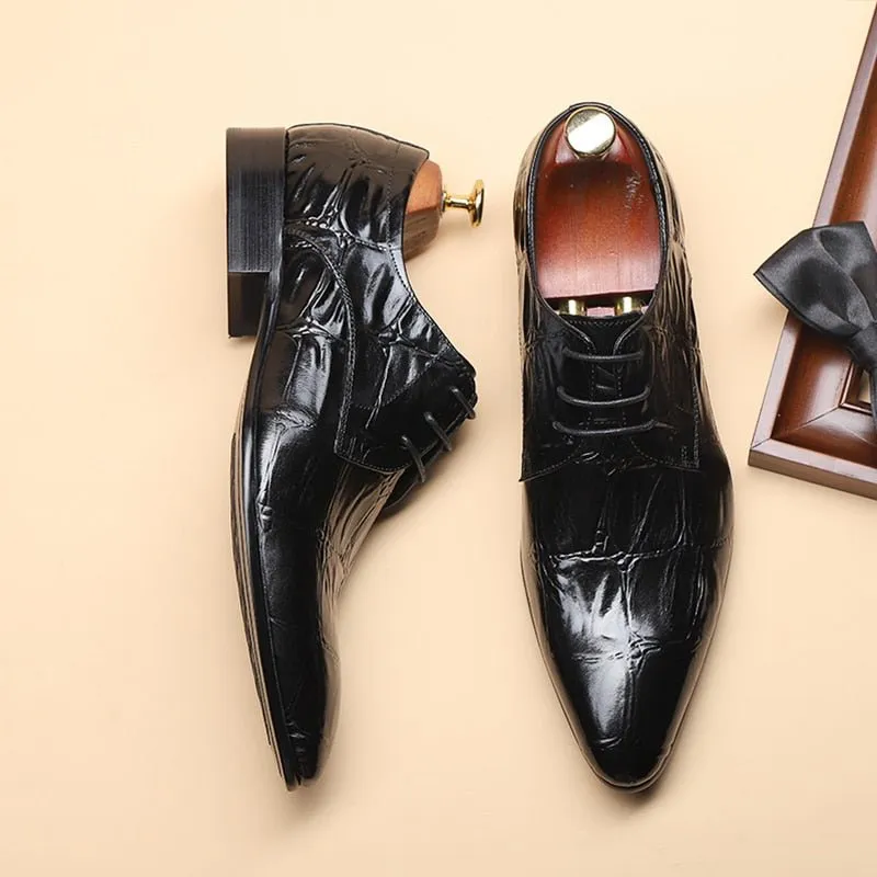 GatorLuxe Exquisite Lace-Up Pointed Toe Brogue Dress Shoes