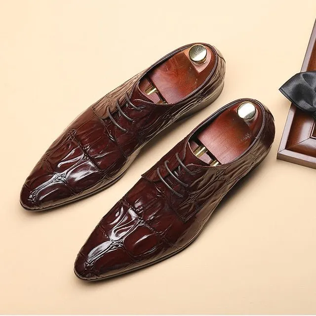 GatorLuxe Exquisite Lace-Up Pointed Toe Brogue Dress Shoes