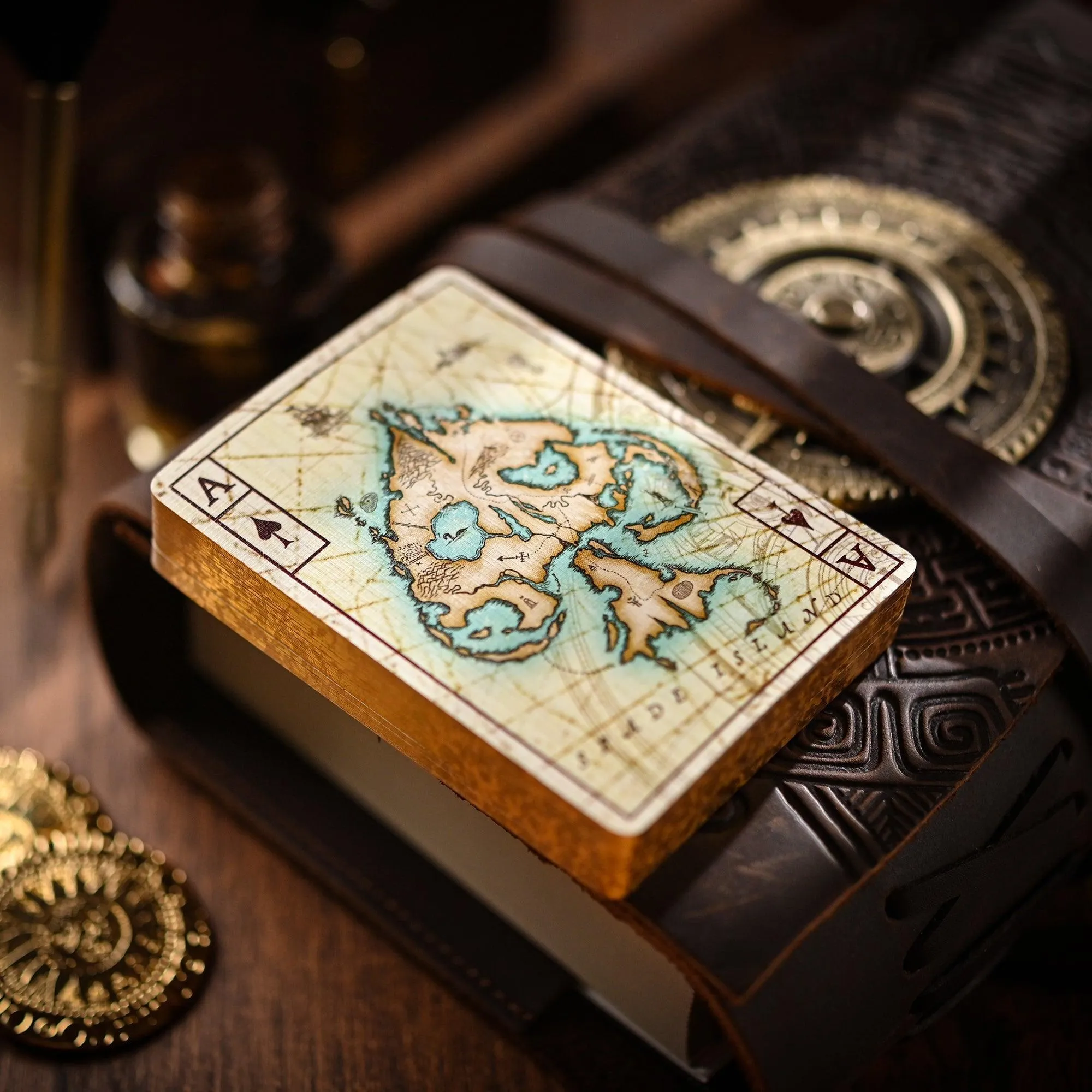 Gilded Eye of the Ocean Astra Polaris Playing Cards