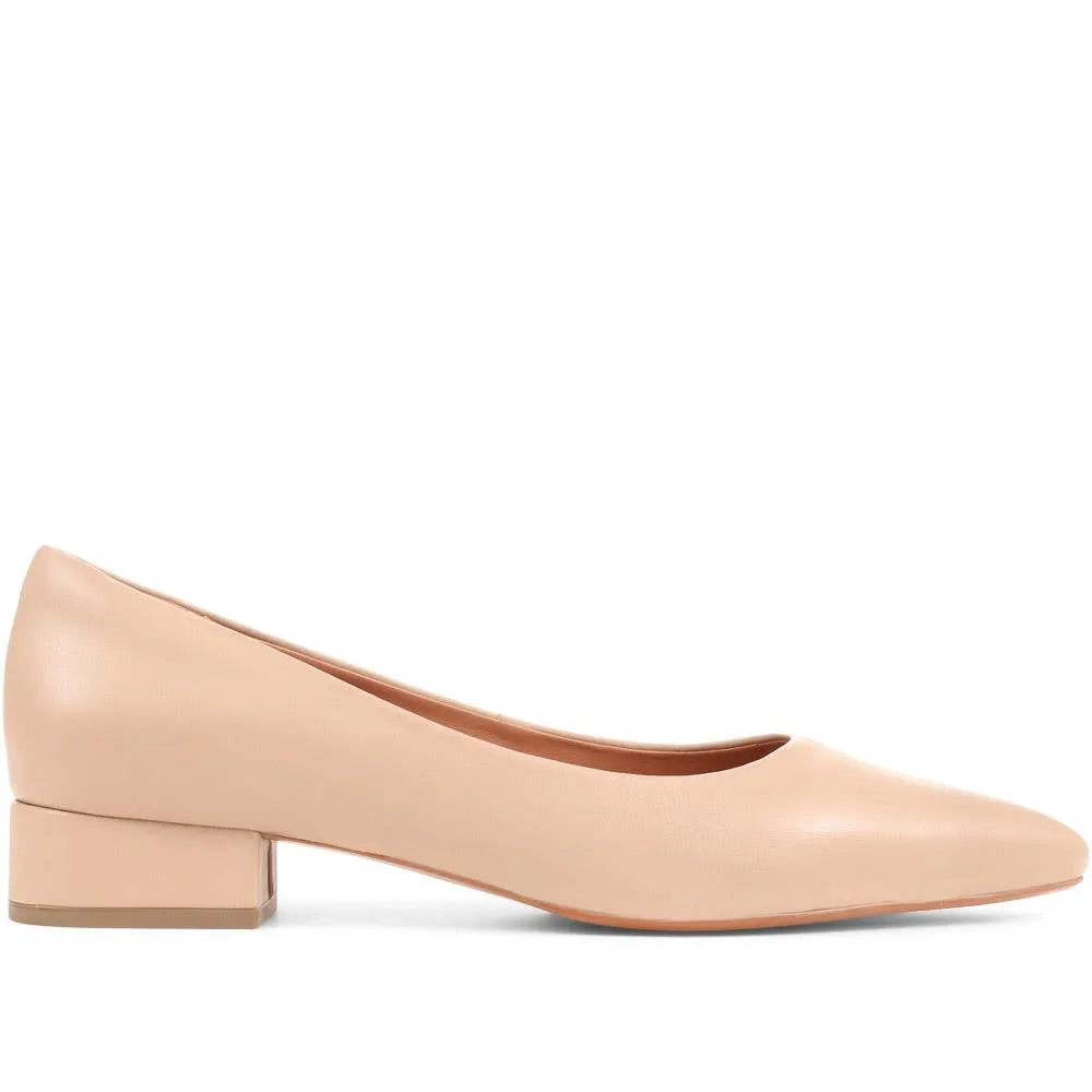 Sunstone Leather Court Shoes - SUNSTONE / 323 599